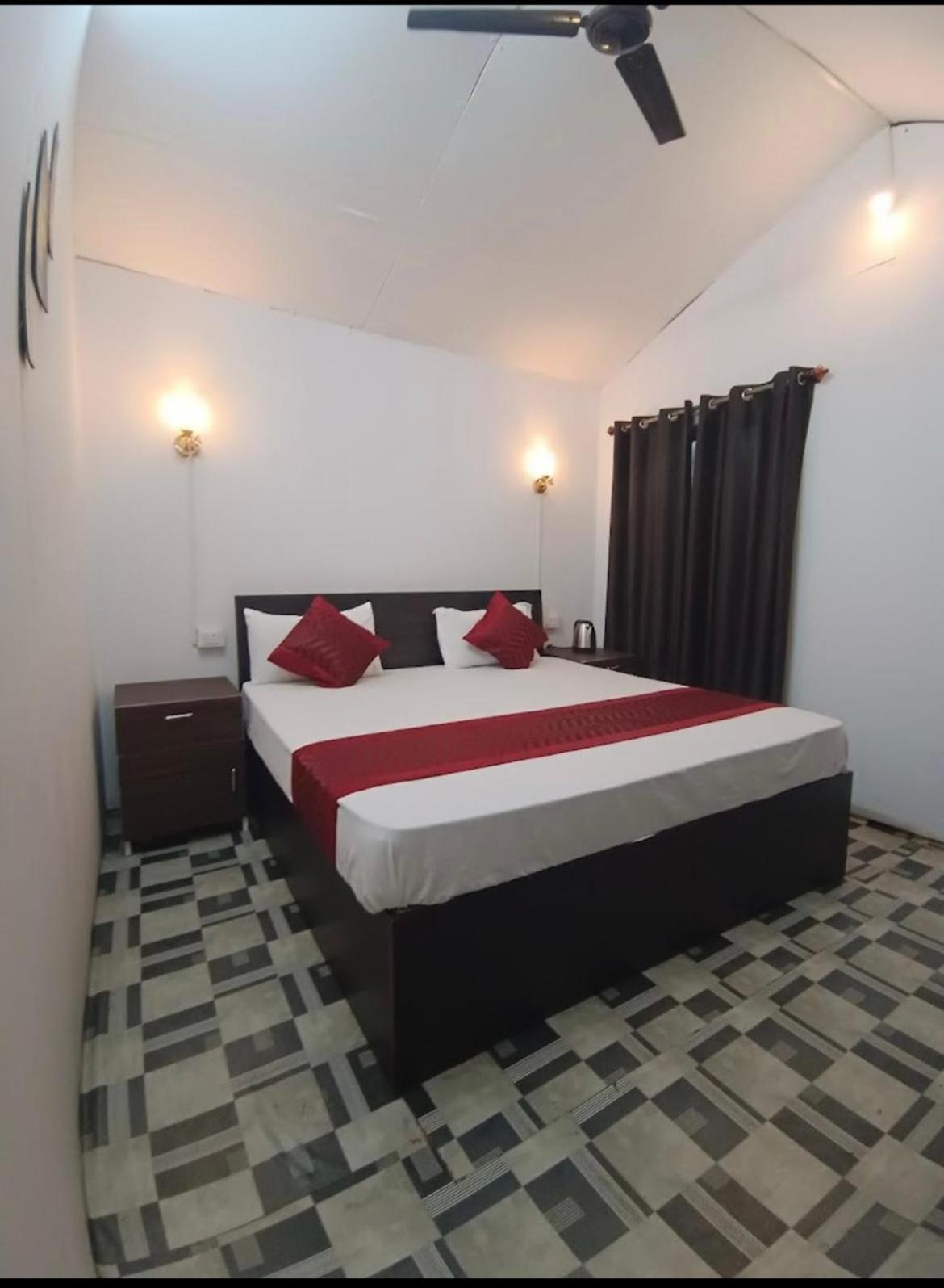 Guest house Paradice Huts Arambol