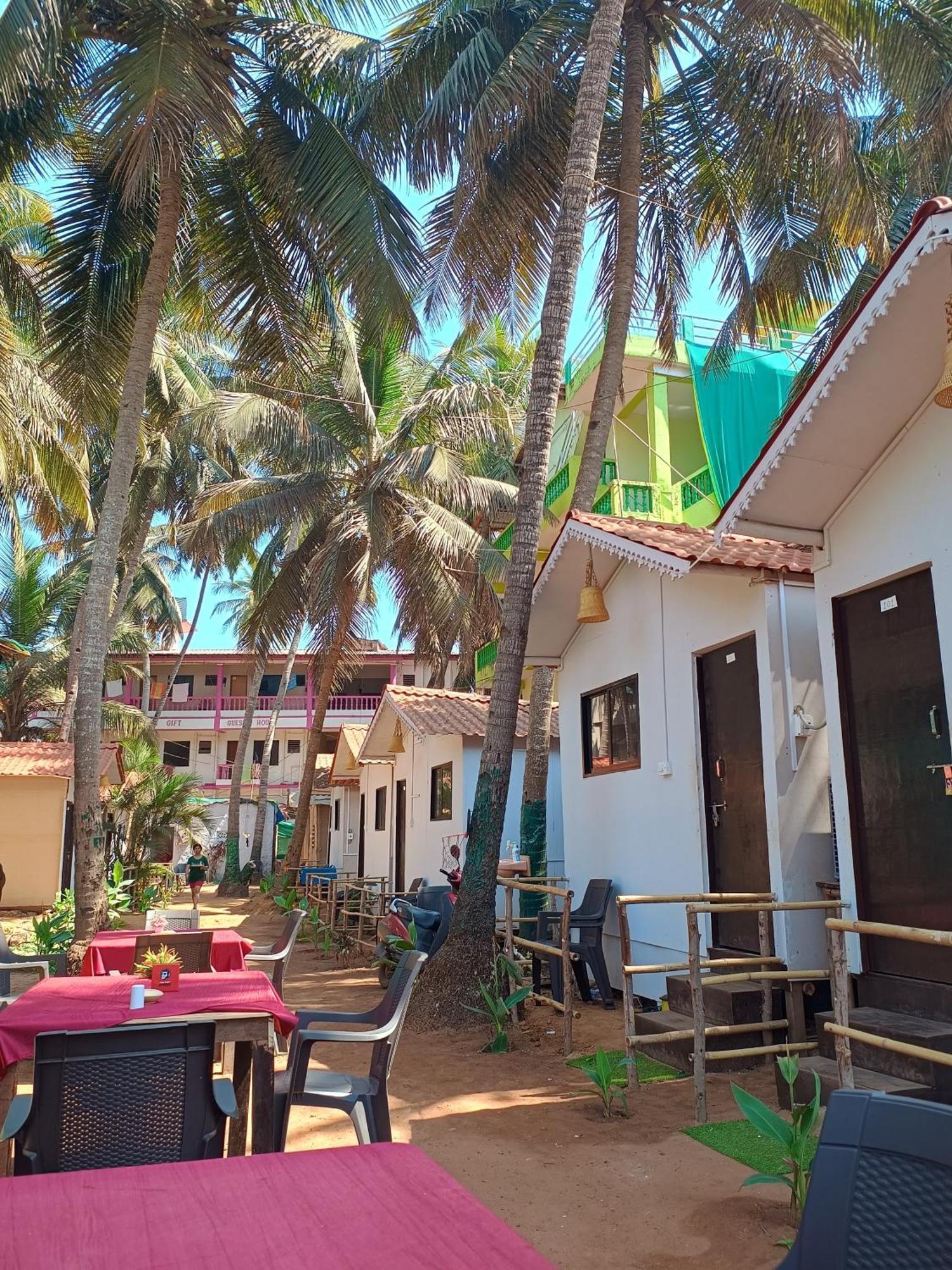 Paradice Huts Arambol