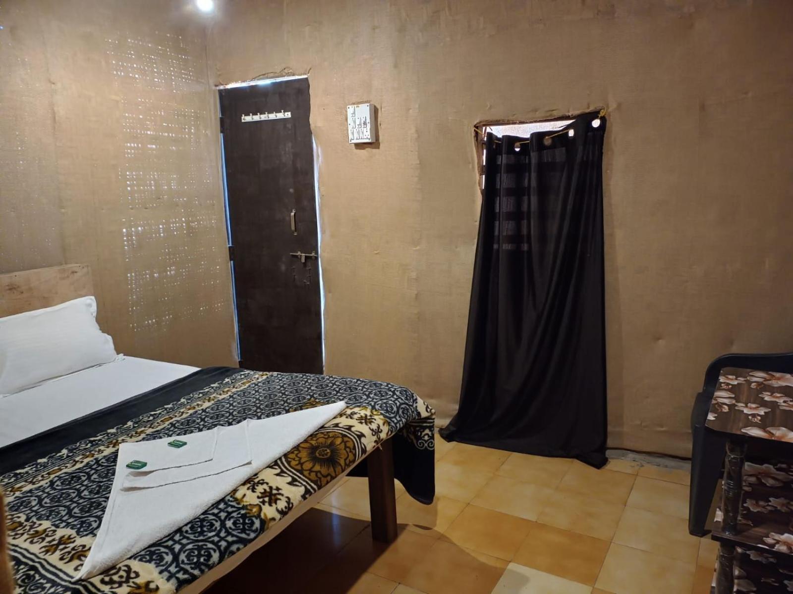 Paradice Huts Guest house Arambol