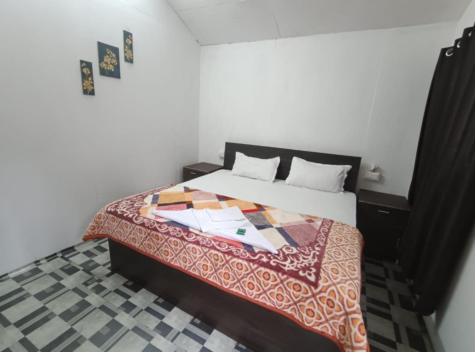 Guest house Paradice Huts Arambol